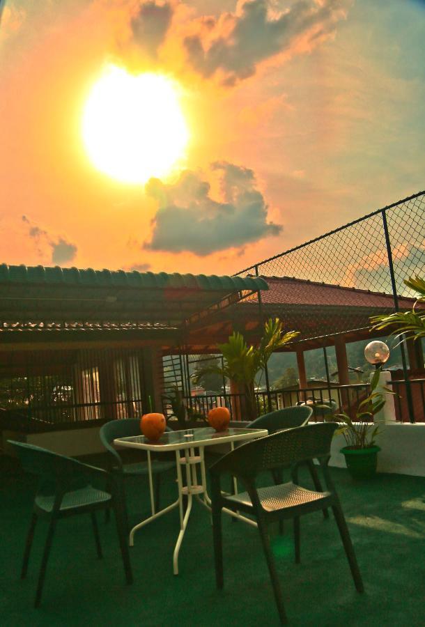 Kandyan Fo Rest Exterior foto
