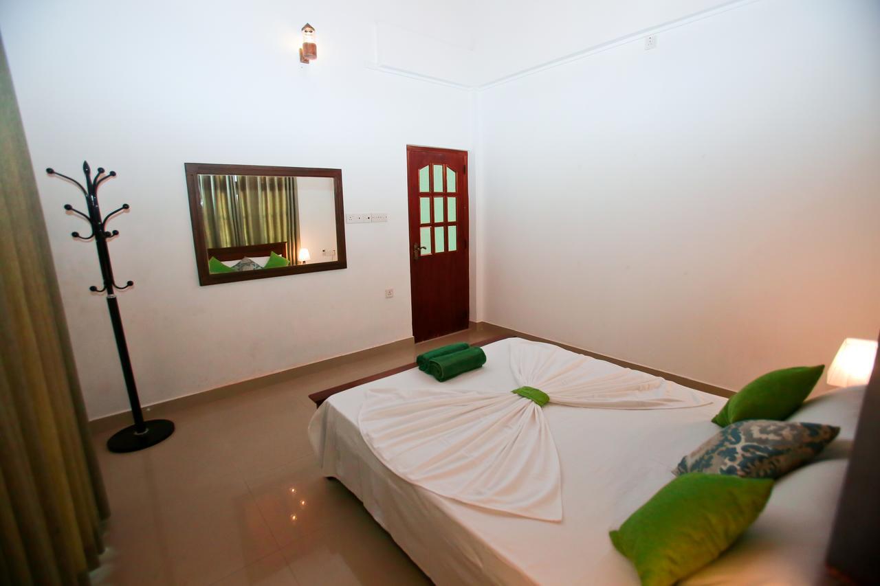 Kandyan Fo Rest Exterior foto